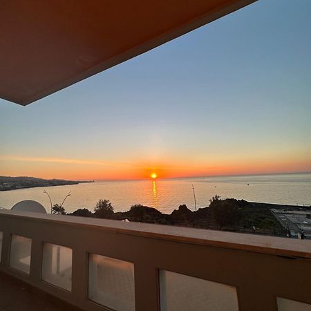 Perla Marina Sea View Apartment كاتانيا المظهر الخارجي الصورة