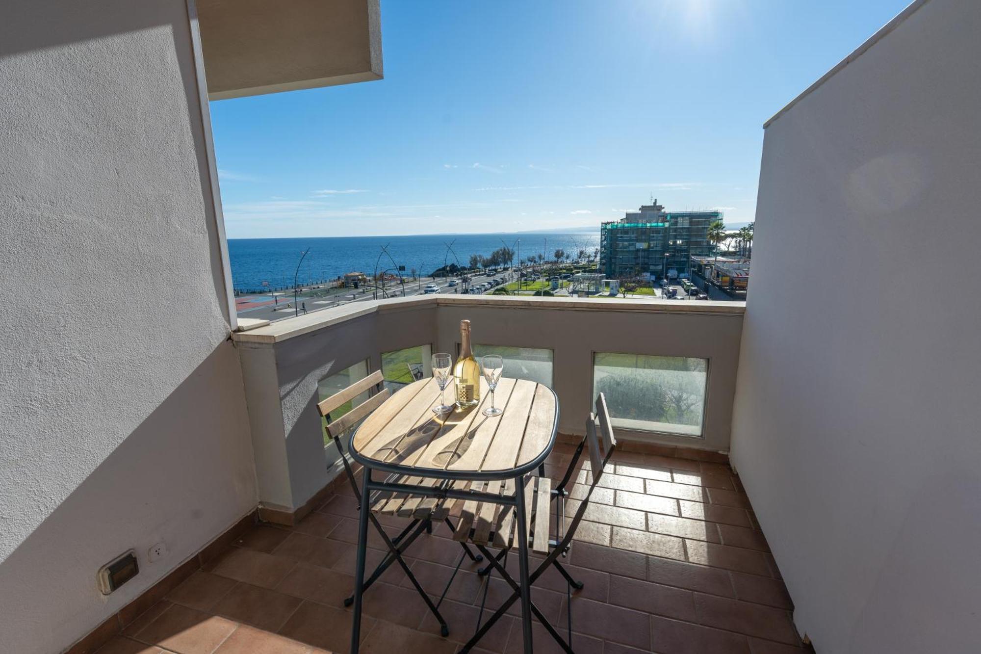 Perla Marina Sea View Apartment كاتانيا المظهر الخارجي الصورة