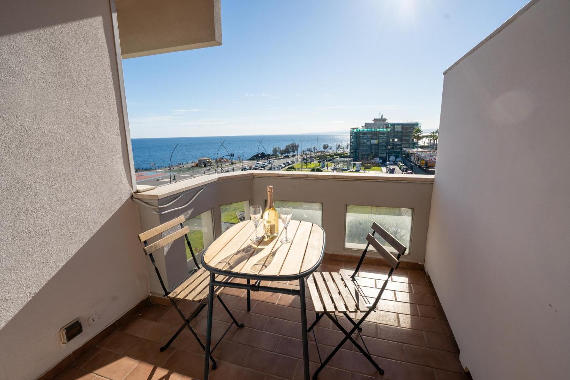 Perla Marina Sea View Apartment كاتانيا المظهر الخارجي الصورة
