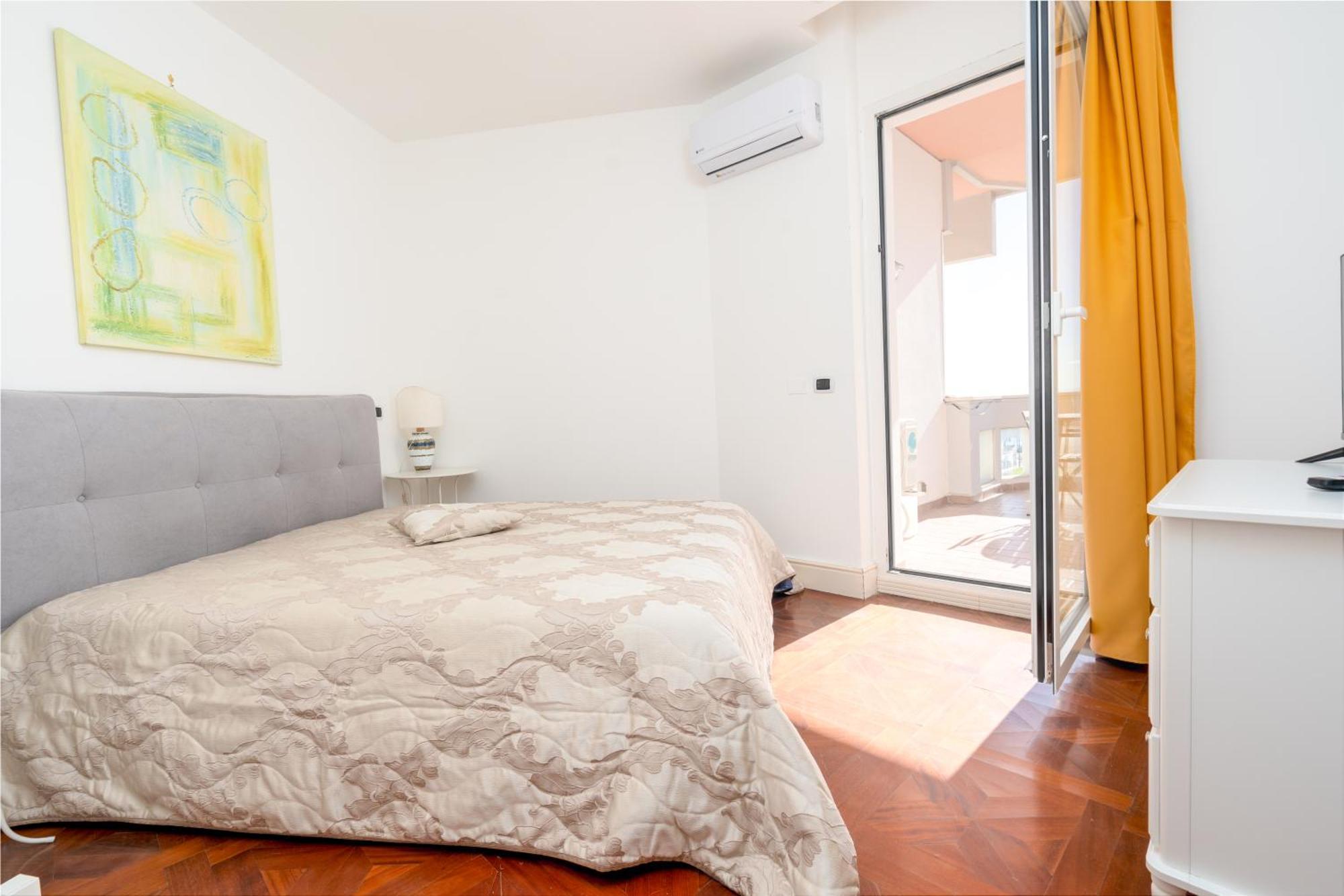 Perla Marina Sea View Apartment كاتانيا المظهر الخارجي الصورة
